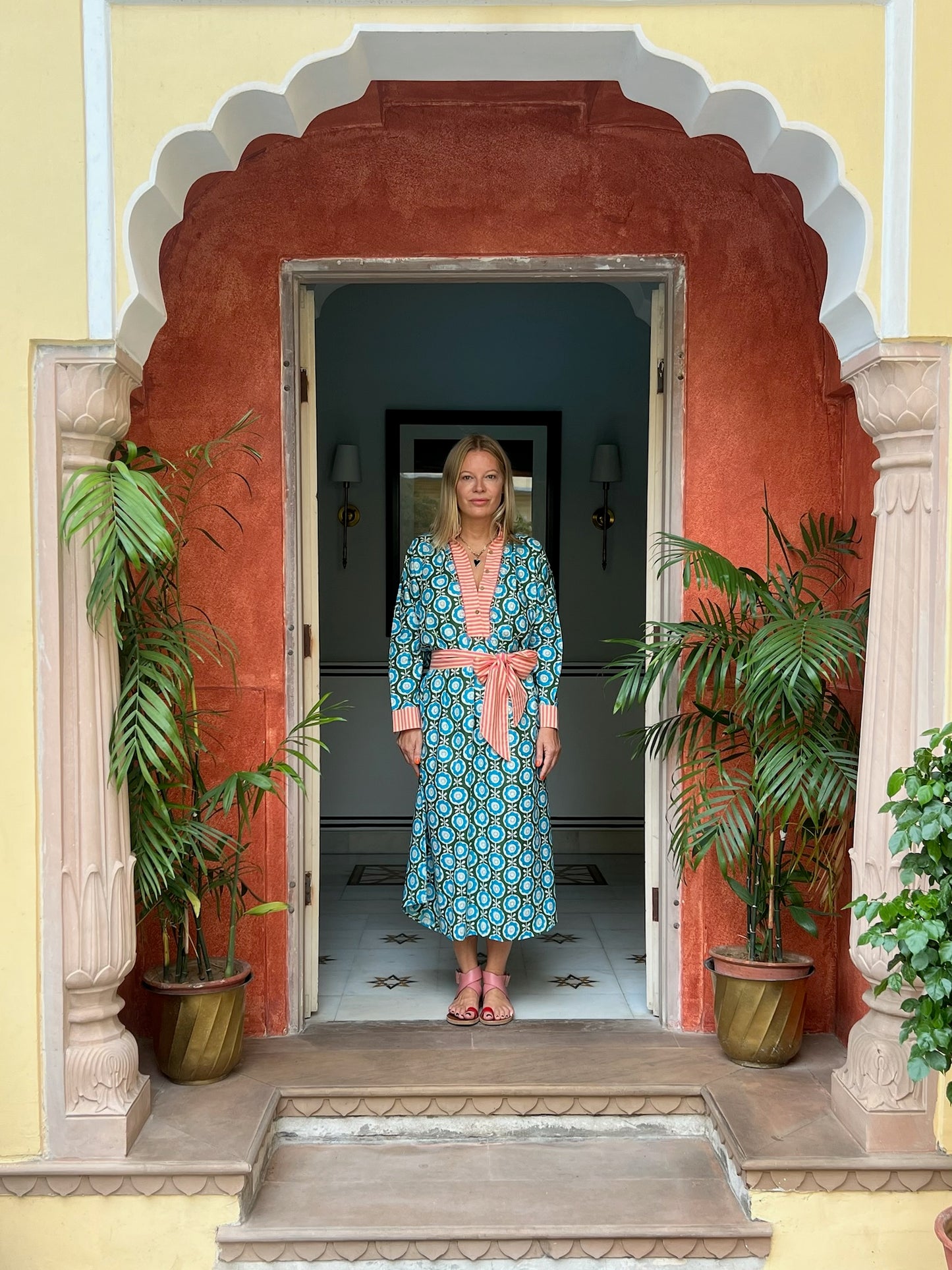 ROBE FOLK FLOWER