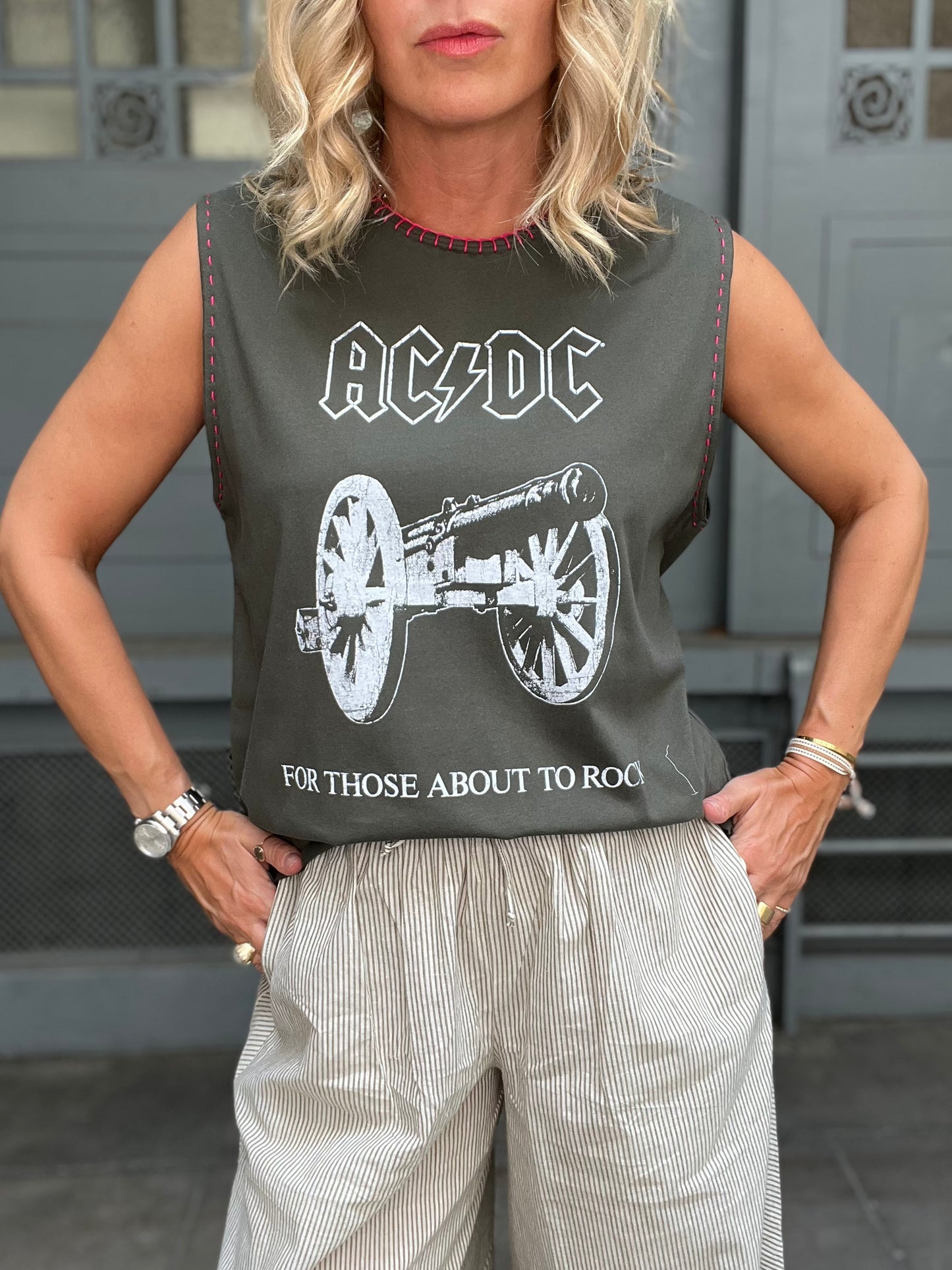 T- ACDC // Angus