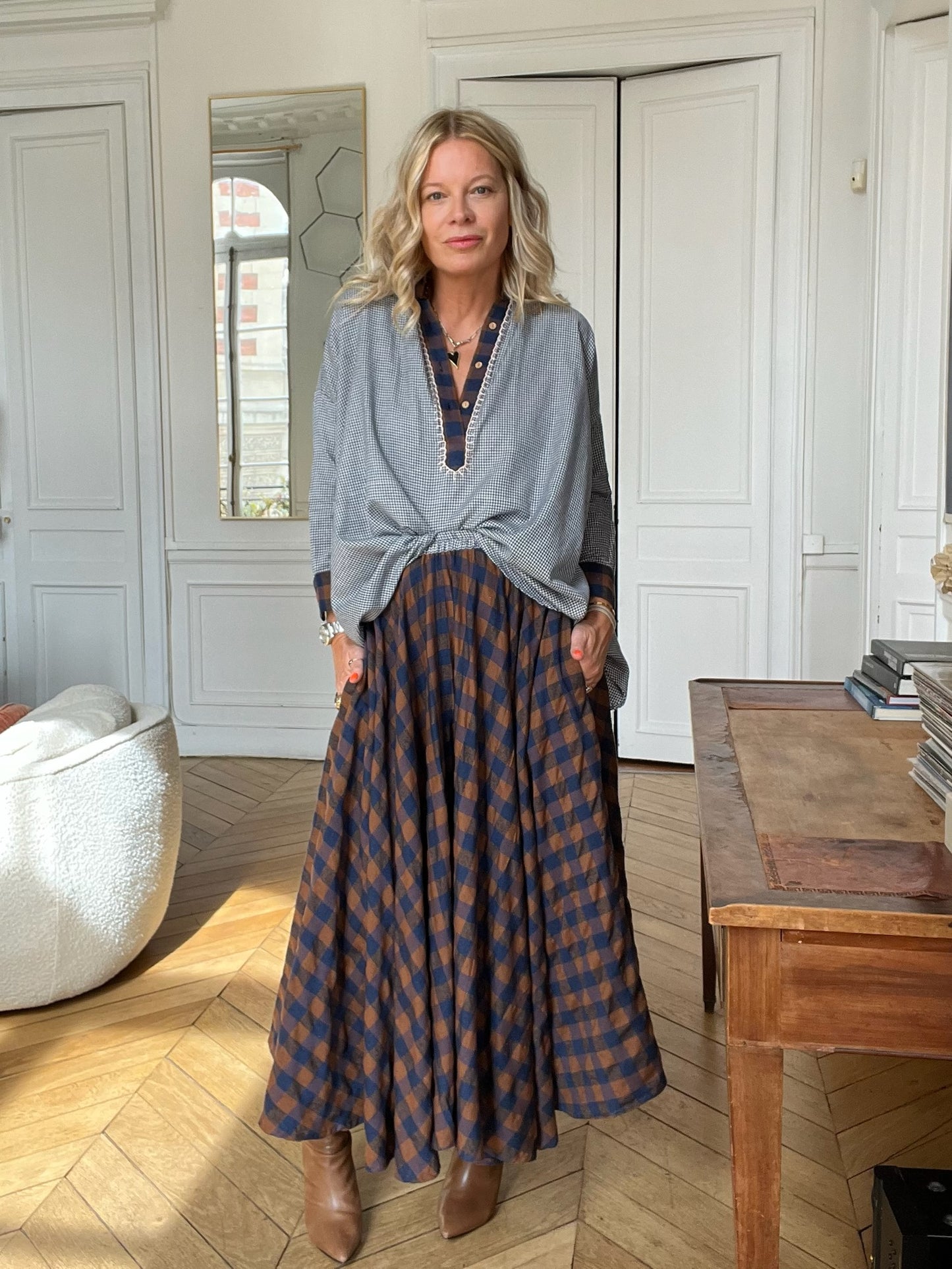 Rebeka folk shirt