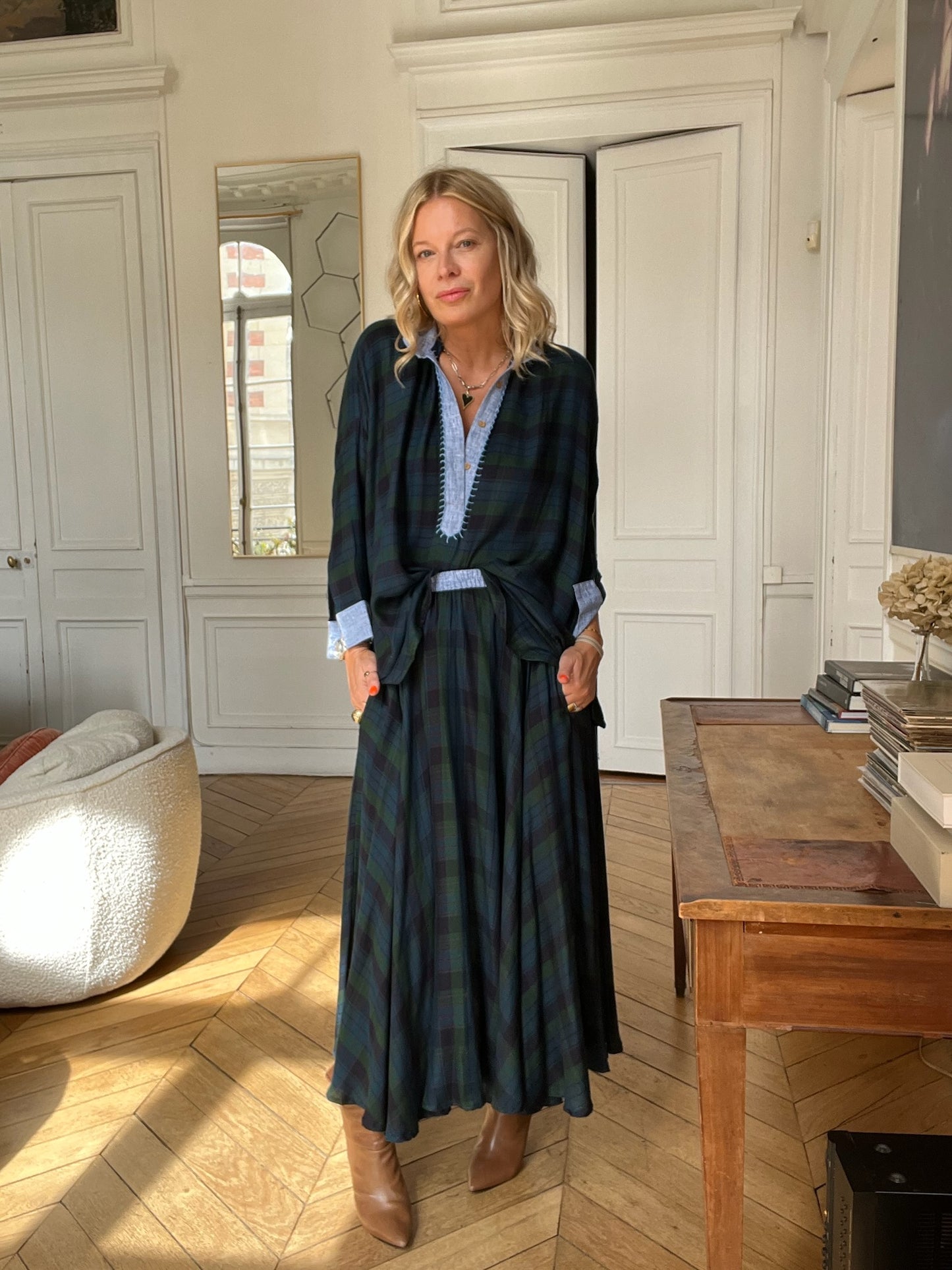 Rebeka folk shirt