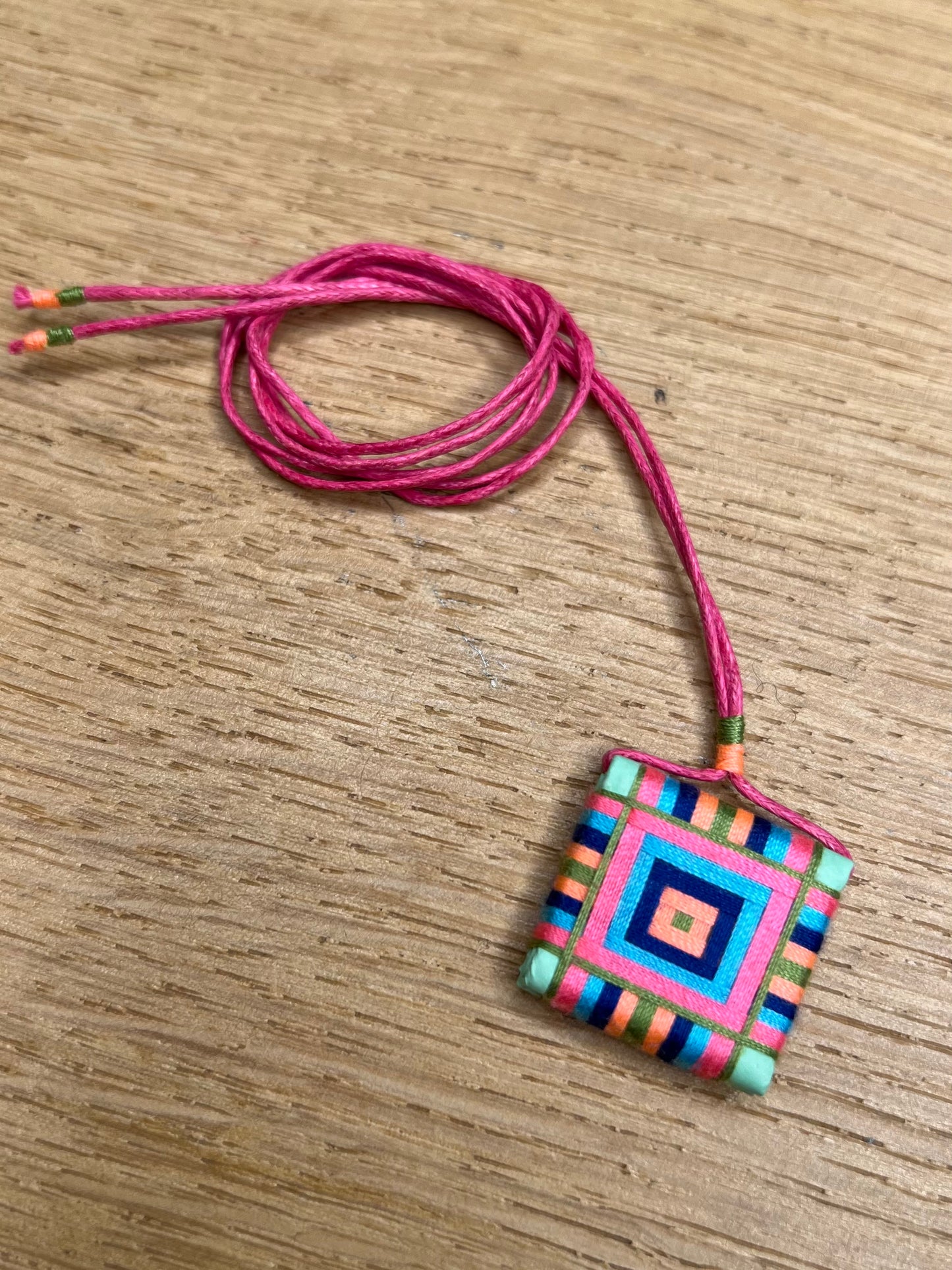COLLIER MANTRA CHANCE