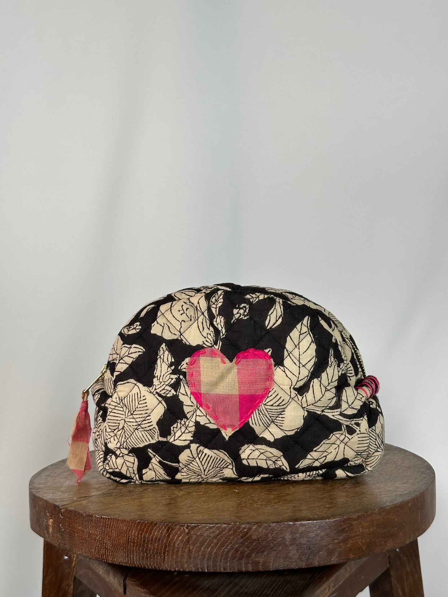 TROUSSE LOVE NOIRE // MEDIUM