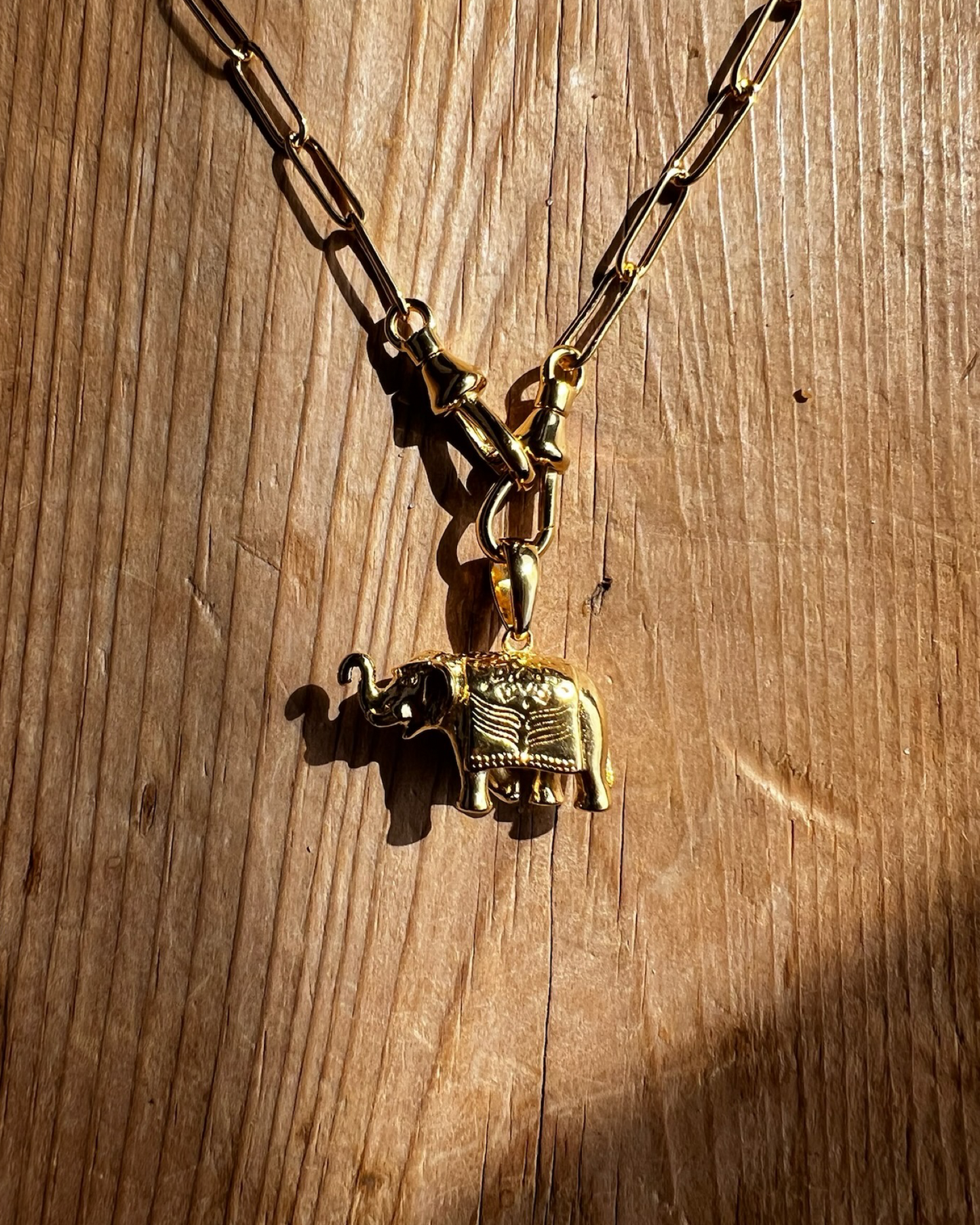 COLLIER SPIRIT ELEPHANT CHAINE