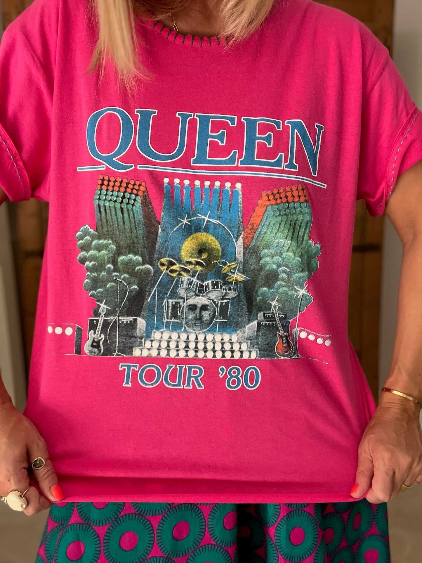 T SHIRT QUEEN // PINK