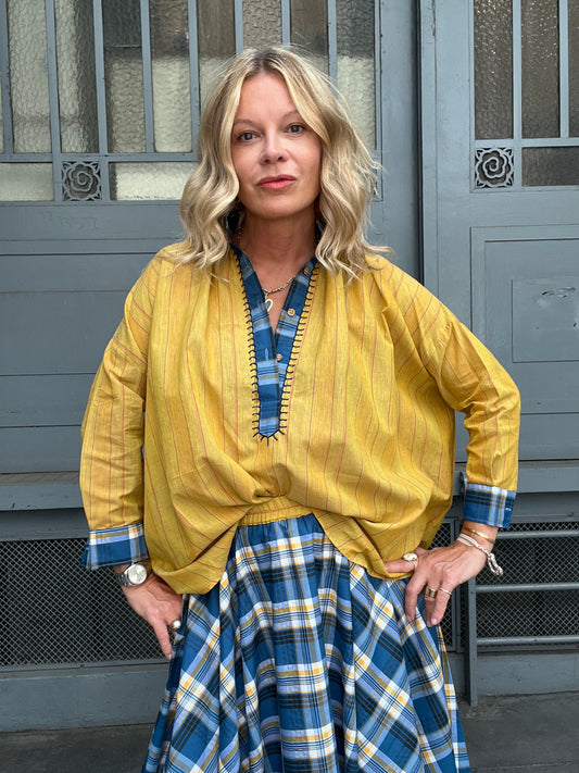 Rebeka folk shirt