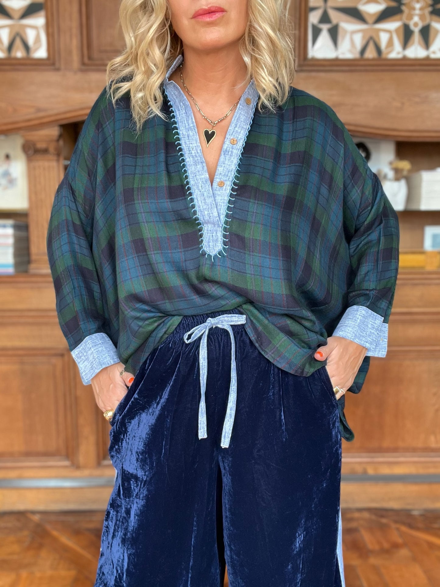 Rebeka folk shirt