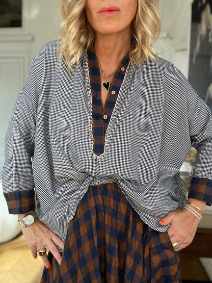 Rebeka folk shirt