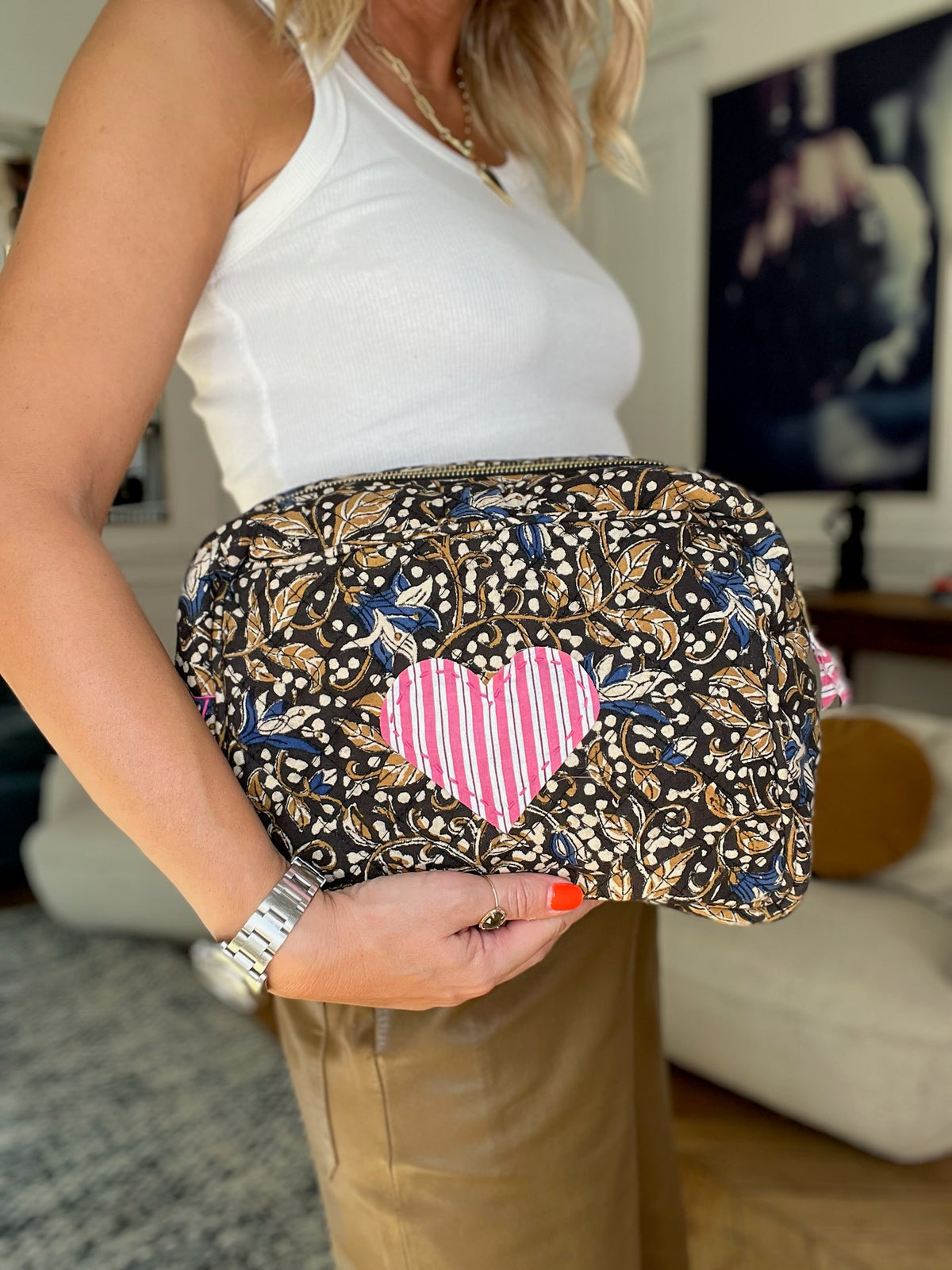 BLACK LOVE POUCH // LARGE