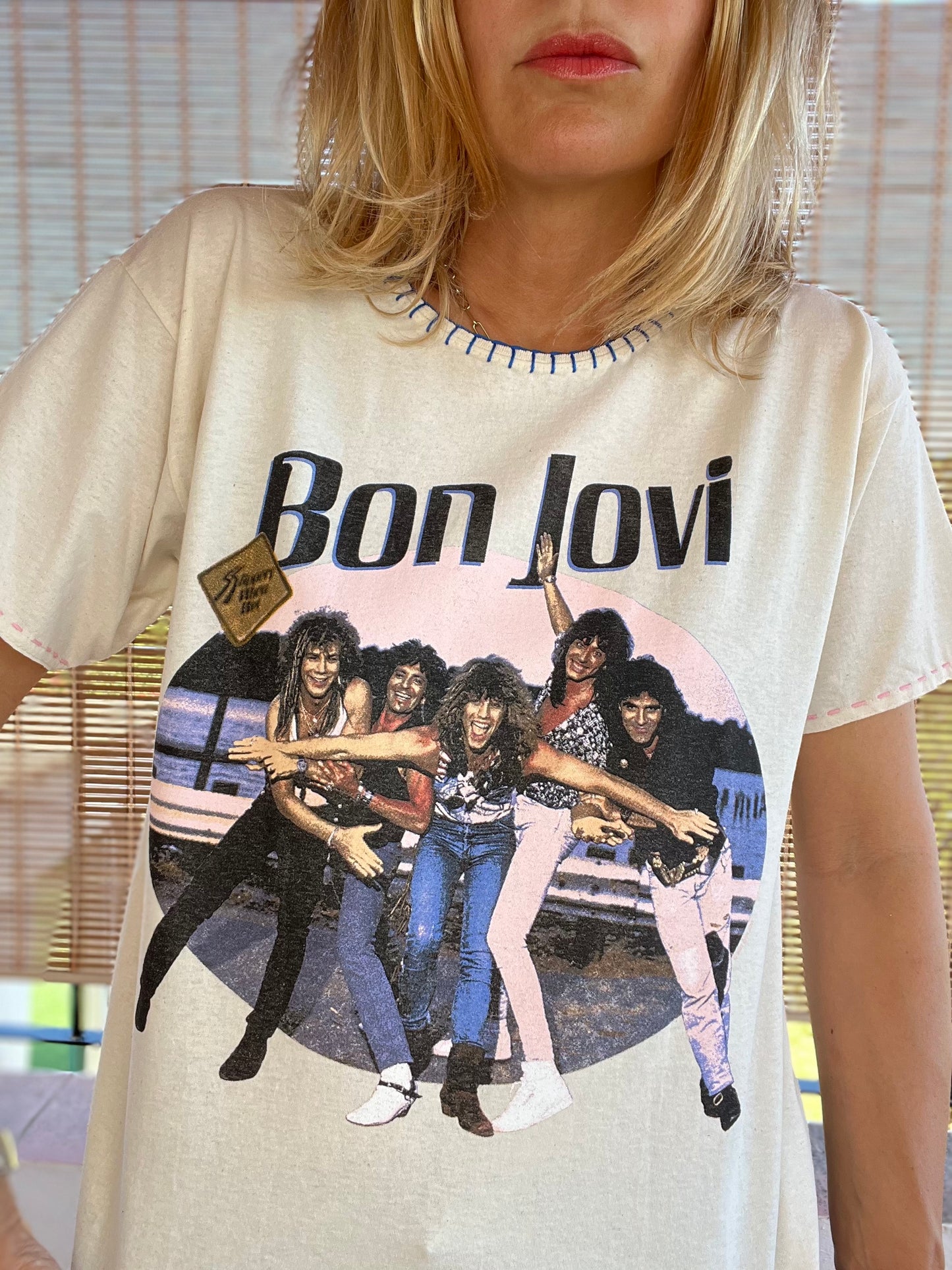 T - SHIRT BON JOVI // JOVI